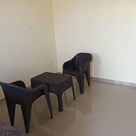 Surathi Enclave Standard Rooms Karumattampatti Bagian luar foto